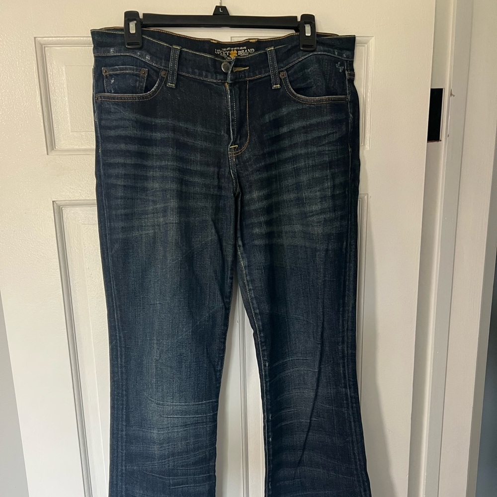 Women’s Lucky Brand Jeans. 10/30 Regular. Sweet and Low.